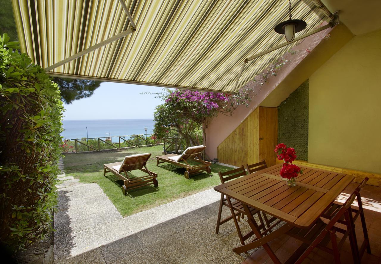 Pinus Village Sea Front Apartment بولا المظهر الخارجي الصورة