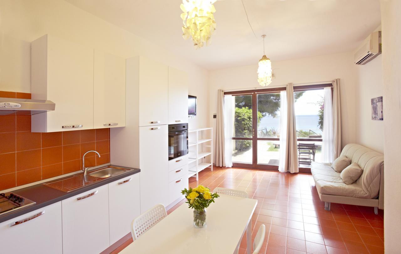 Pinus Village Sea Front Apartment بولا المظهر الخارجي الصورة